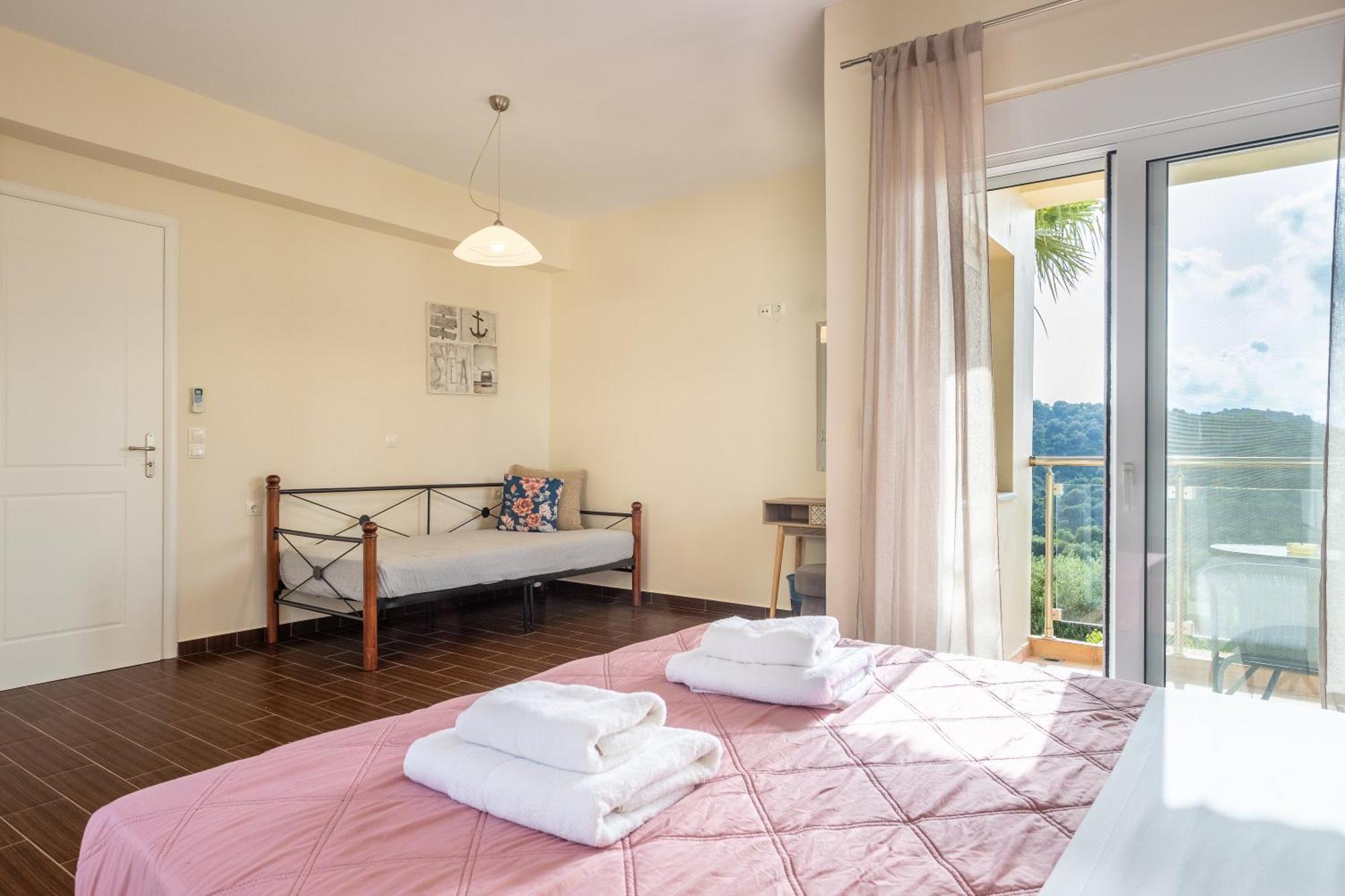 Meliades Villas Agia Marina  ภายนอก รูปภาพ