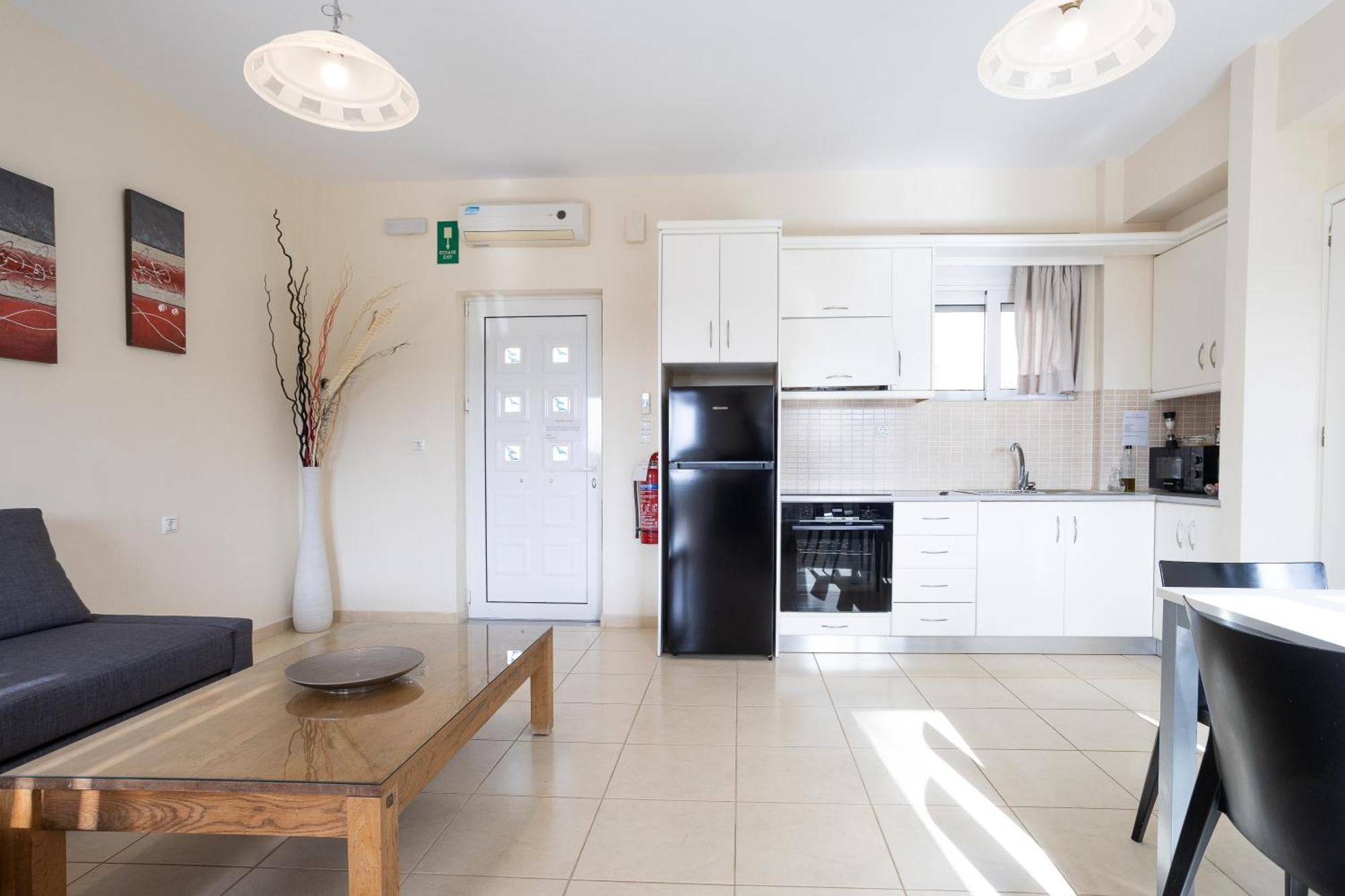 Meliades Villas Agia Marina  ภายนอก รูปภาพ