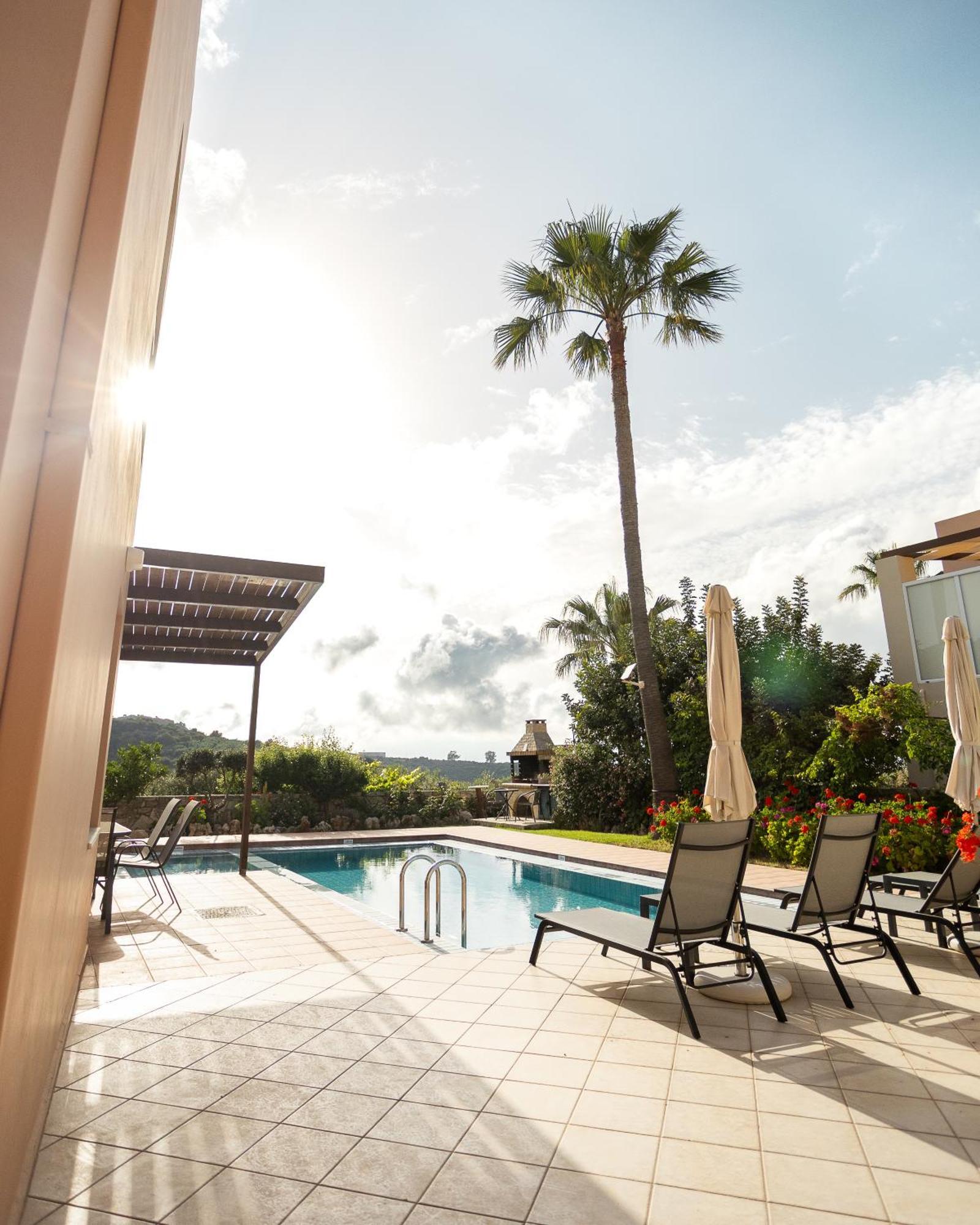 Meliades Villas Agia Marina  ภายนอก รูปภาพ