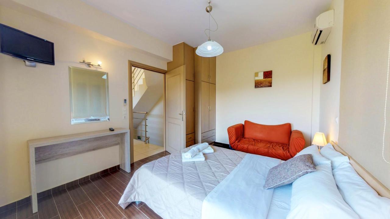 Meliades Villas Agia Marina  ภายนอก รูปภาพ