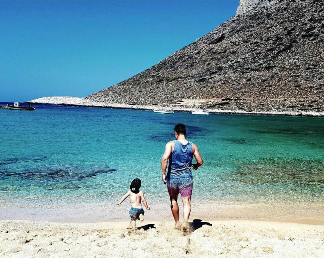 Meliades Villas Agia Marina  ภายนอก รูปภาพ